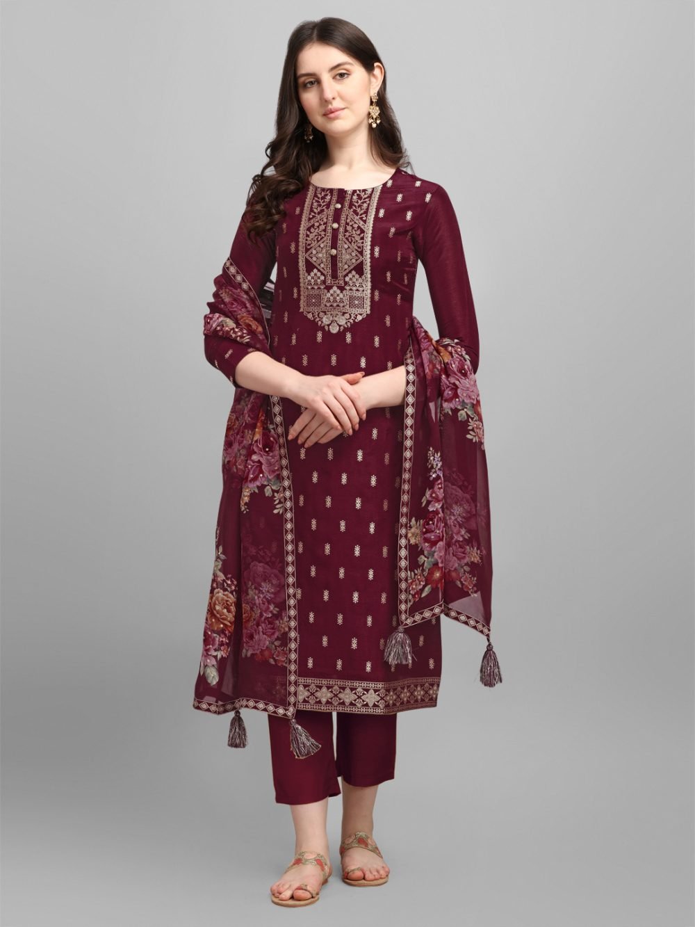 Banarasi Suits Tracksuits Kurtas Sets Lounge Trousers Patiala - Buy Banarasi  Suits Tracksuits Kurtas Sets Lounge Trousers Patiala online in India